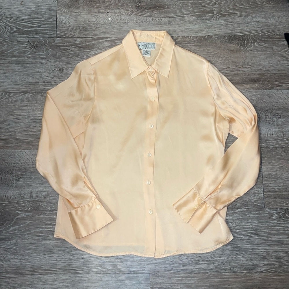 Saks Fifth Avenue Silk Blouse size 10 folio collection vintage peach color